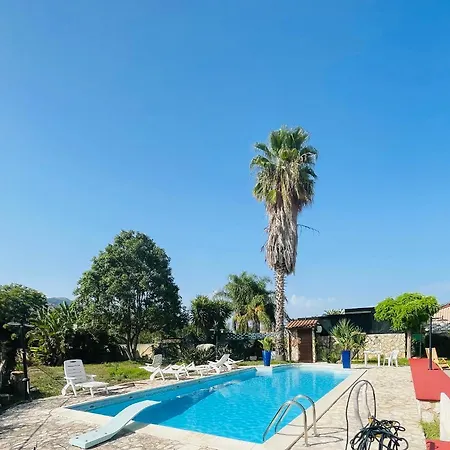 Inserra Deluxe Bed & Breakfast