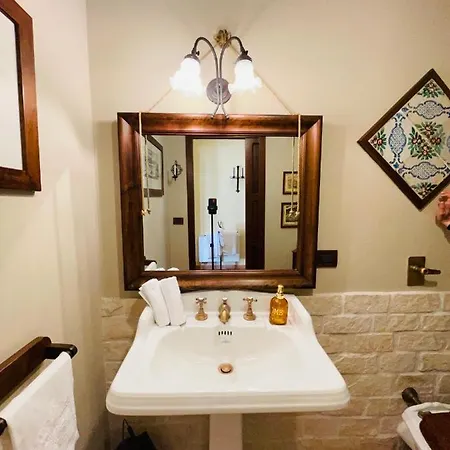 Inserra Deluxe Bed & Breakfast