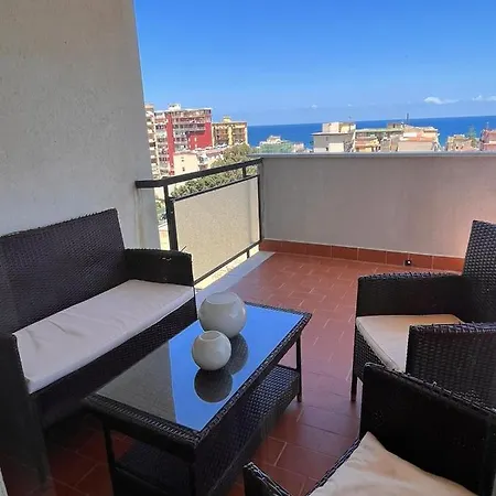 Apartament Harriets House *