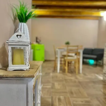 Little House 51, Apartment *