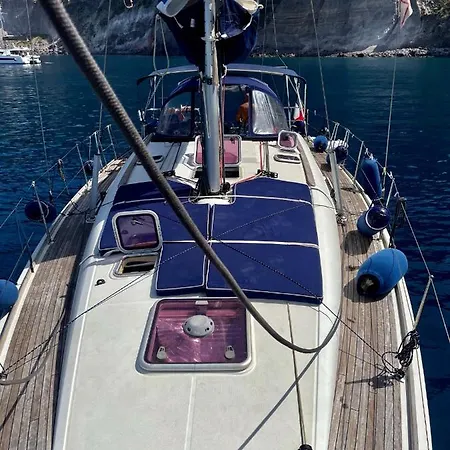 Lunablu Boat&sail Botel *