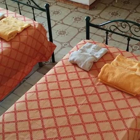 Holiday home Case Oliva, Stanza Con Bagno Privato E Ingresso Indipendente