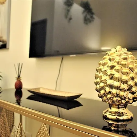 Talo' - Casa Vacanze Apartment *