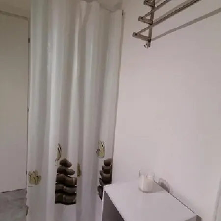 Dadi Apartment
