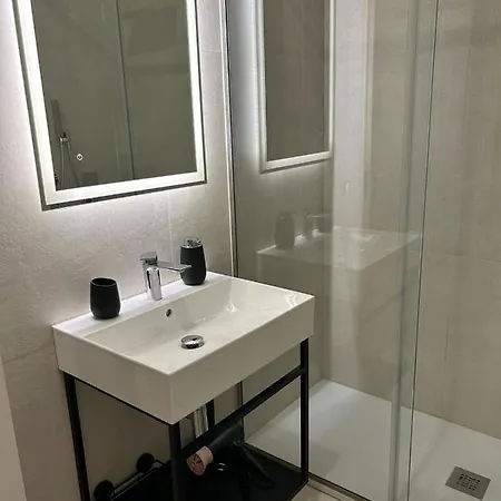 Margot Apartment