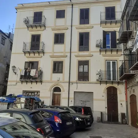 Apartment La Casa Di Ale *