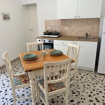 Apartment La Casa A Ballaro
