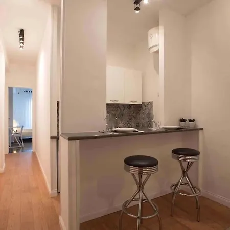 Fancy Flat Apartment *