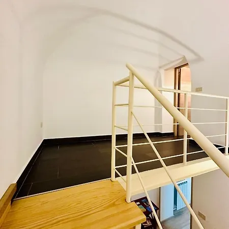 Albanese Apartment *
