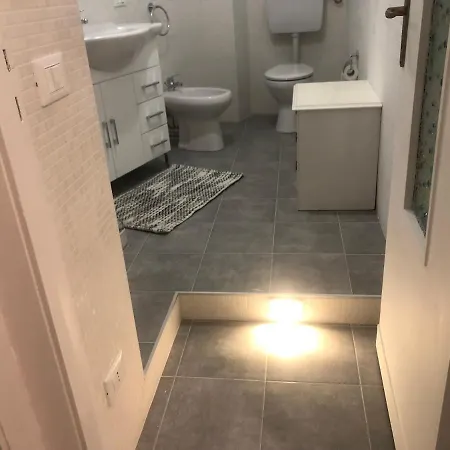 Serradifalco Cozy House Di Enza E Luigi Apartamento *