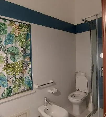 Garibaldi Apartment *