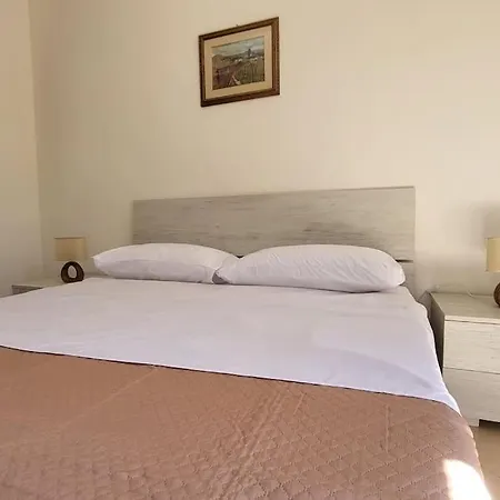 Rosa - Intera Proprieta Palermo