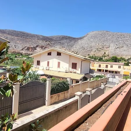 Rosa - Intera Proprieta Villa Palermo