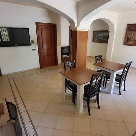 Rosa - Intera Proprieta Villa