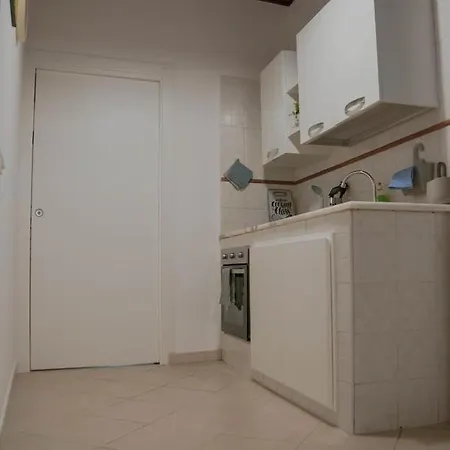 Ideisini's Apartment *