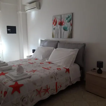 La Casa Di Lalla Vicino Mondello Apartment