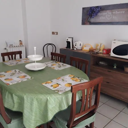 Apartment La Casa Di Lalla Vicino Mondello *