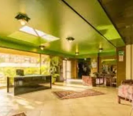 Cleotto Aparthotel