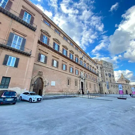 Balat City By Holiday World Apartment Palermo