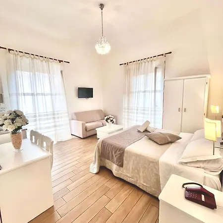 Giulio Cesare 14, 3* Παλέρμο