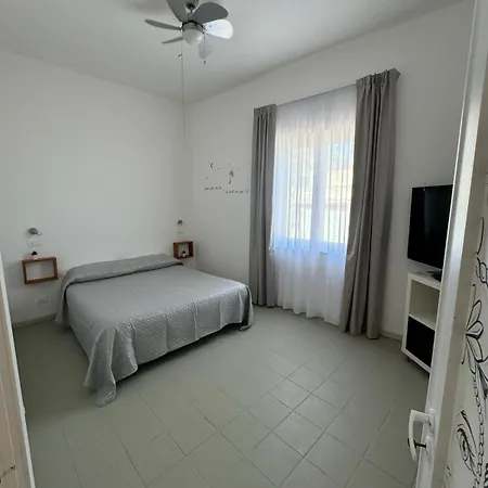 Casa Bianca Vacanze Apartment