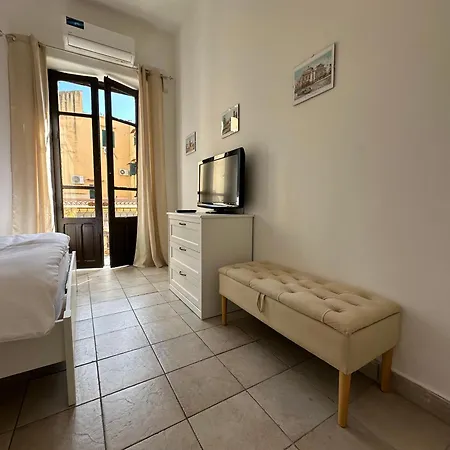 Apartment La Casa A Ballaro Palermo