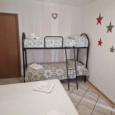 Le Stanze Di Aurora Guest house