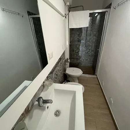 Bed & Breakfast Villafranca Settantuno *