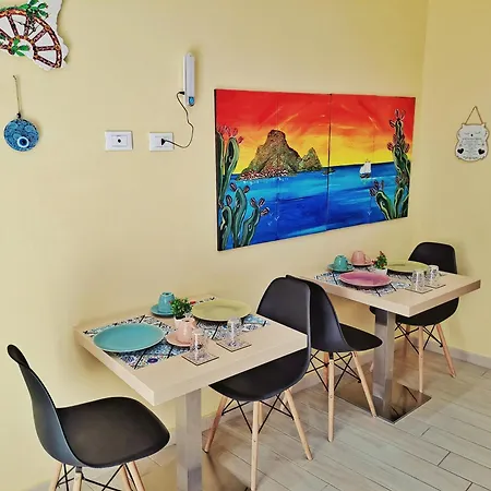 Casa Mizzica Holiday home *
