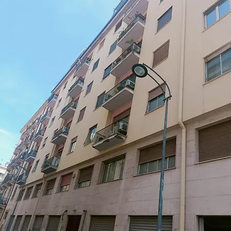 Apartment Onoratocinque House Palermo