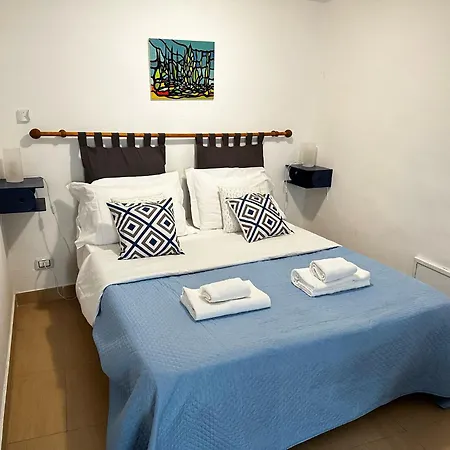 Via Zara Hostel