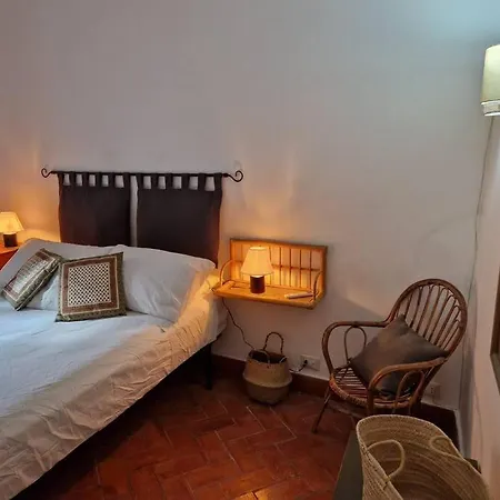 Cathedral Cozy Apartment *