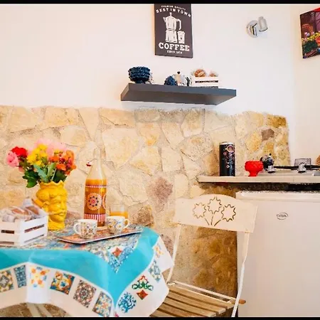 Vakantiehuis Albergheria Little Palermo