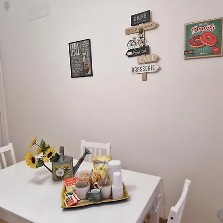 Apartment Pomelia House *