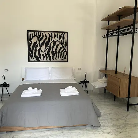 Lily Apartment