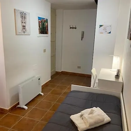 Petit Maison *