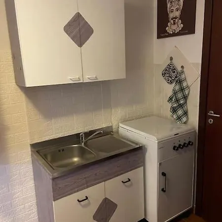 Apartment Petit Maison