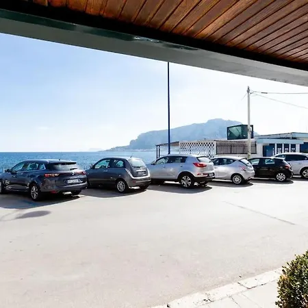 Emilia Mondello Emily Con Vista Sul Mare Palermo