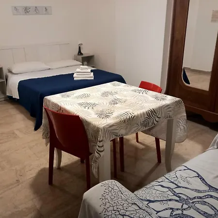 Apartment Casa Carina In Centro Palermo
