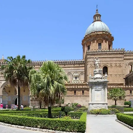 Apartment Wood House - Palermo