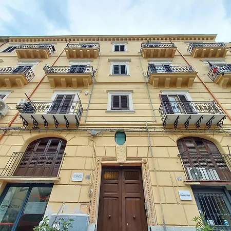 La Casa Del Moro - All' Opera Bed & Breakfast *