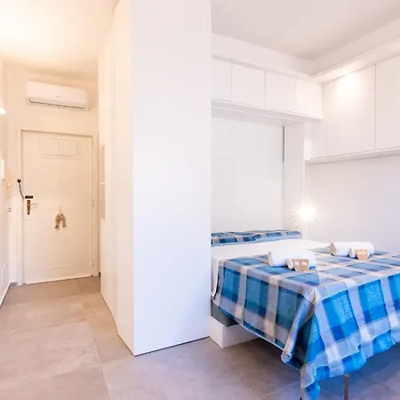 Sofia's At Mondello Apartment