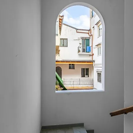 Botanical Gardens And Giulia Lovely Apartment