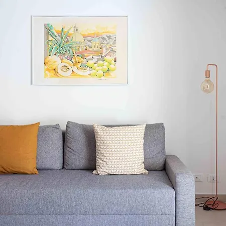 Apartment Terrazza Sul Mercato. Your House In Ballaro Palermo