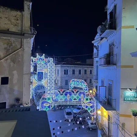 Terrazza Sul Mercato. Your House In Ballaro