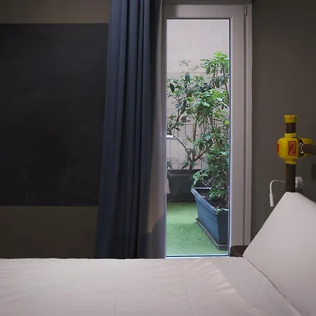 Hostelo - Luxury Hostel *