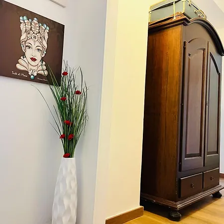 Porta Amari Bed & Breakfast