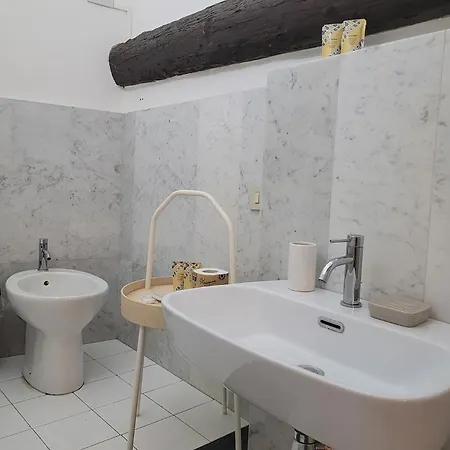 Mojocohouse Affittacamere 2*