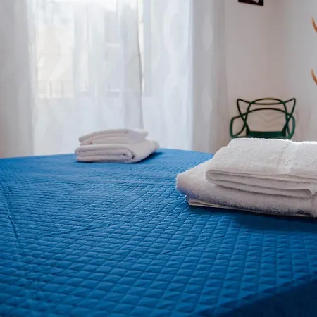 Apartment Ideisini's Palermo