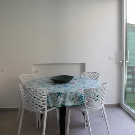 Mercurio Apartment *